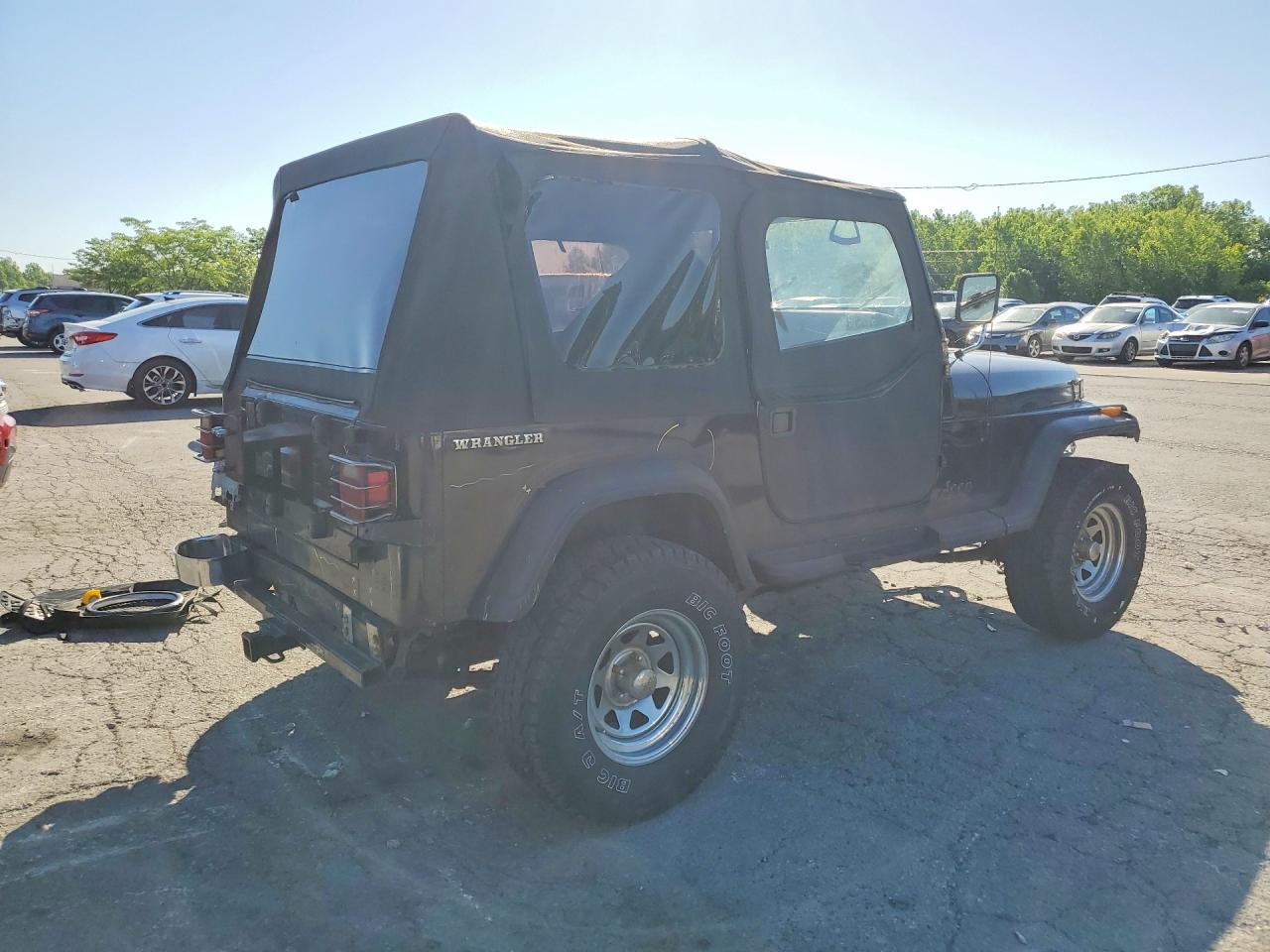 Jeep Wrangler Laredo