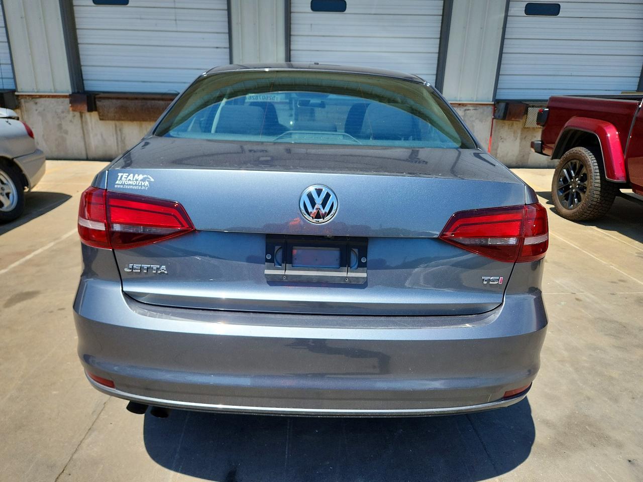 Volkswagen Jetta S