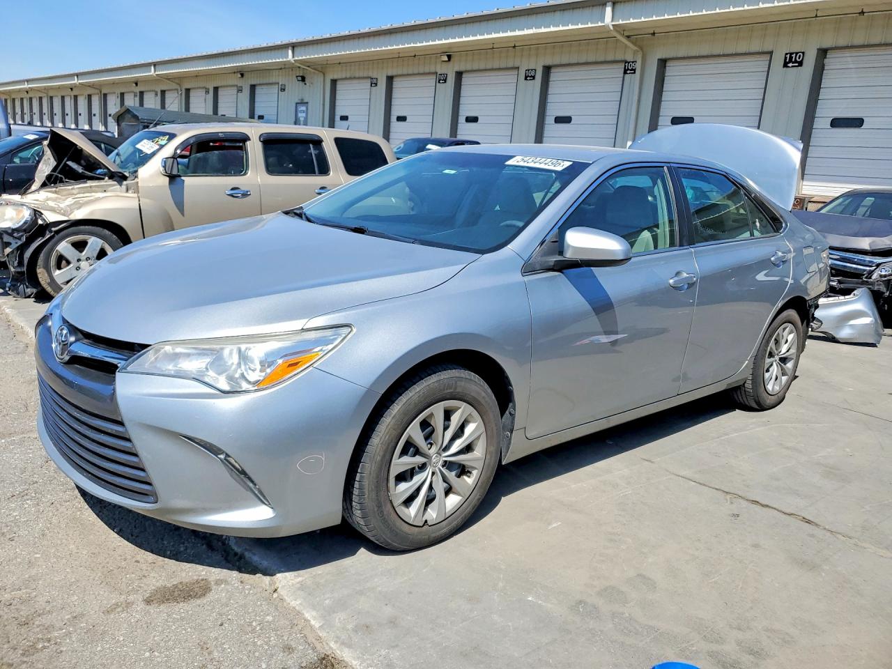 Salvage Toyota Camry Image