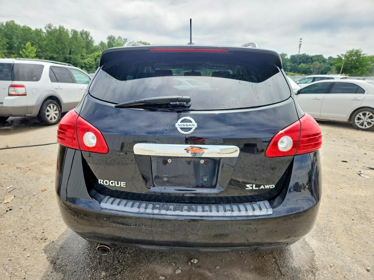 Nissan Rogue S