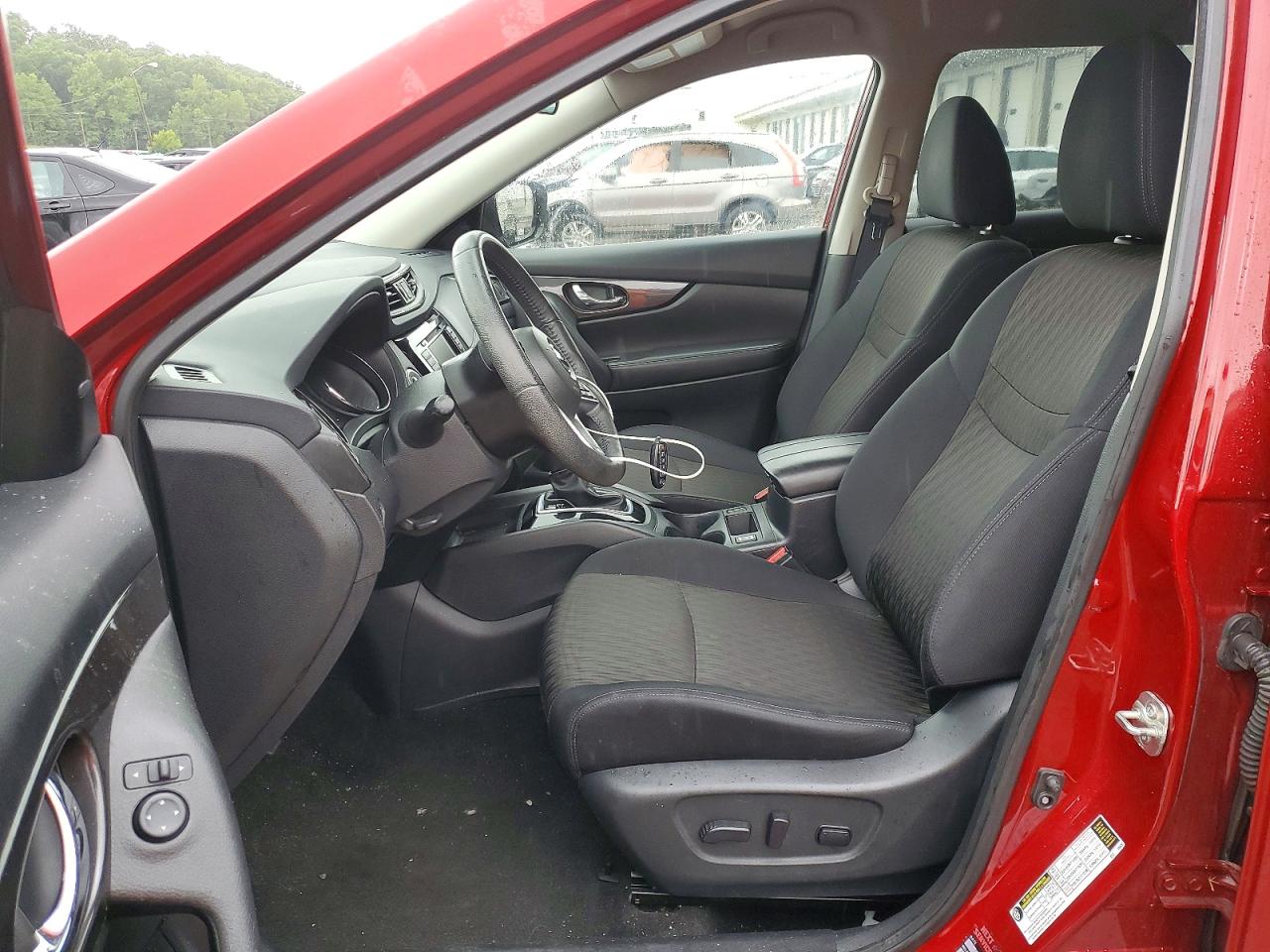 Nissan Rogue Sv