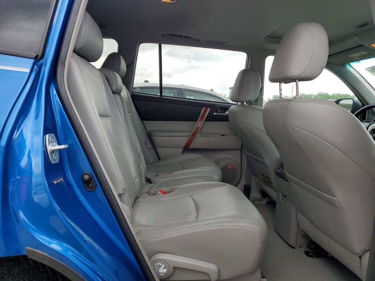 Toyota Highlander Limited