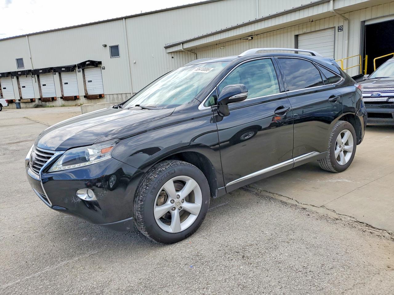 Salvage Lexus RX Image