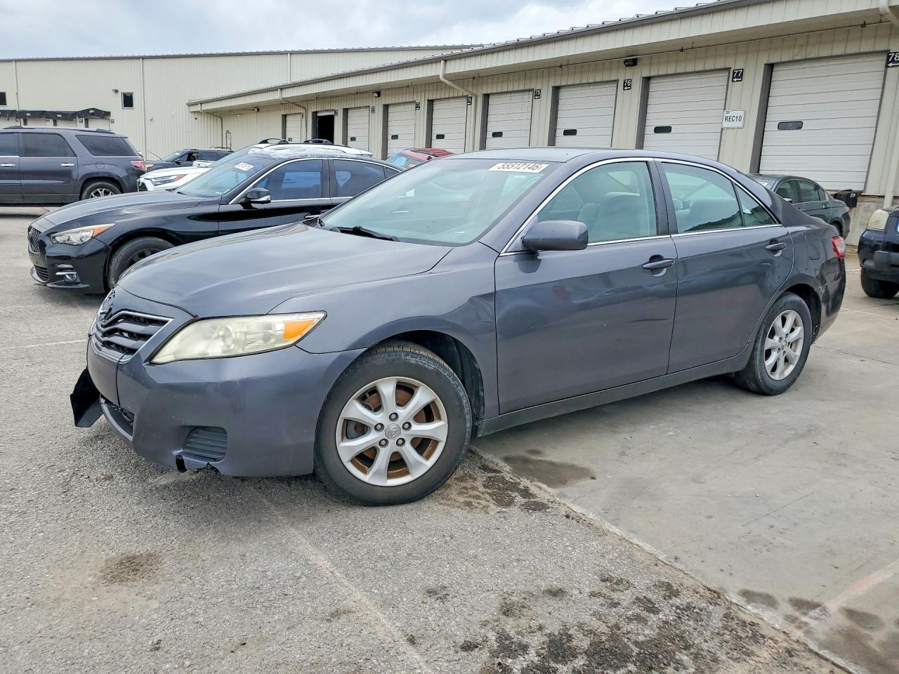 Salvage Toyota Camry Image