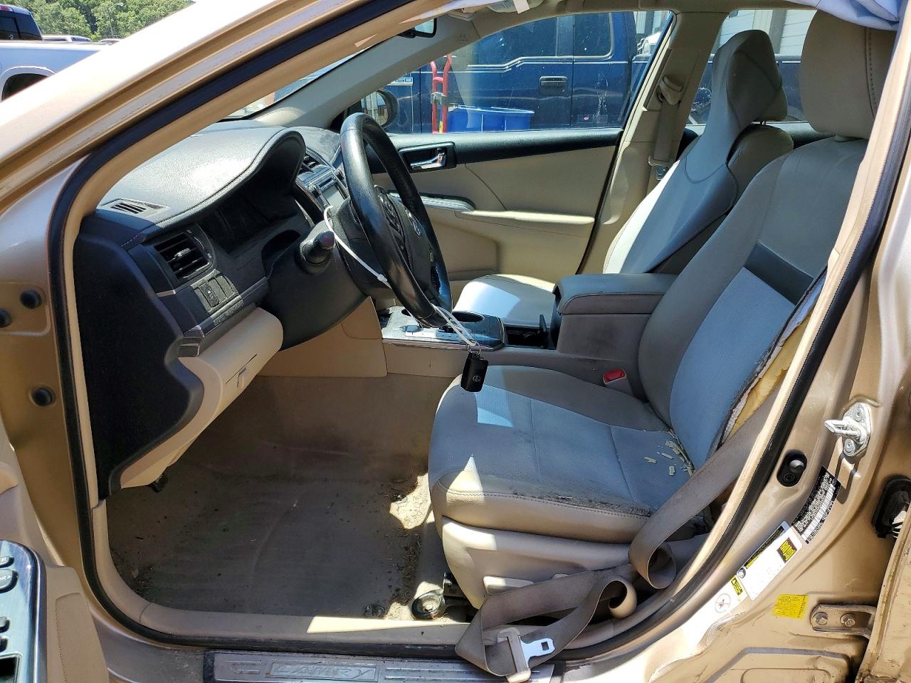 Toyota Camry Xle