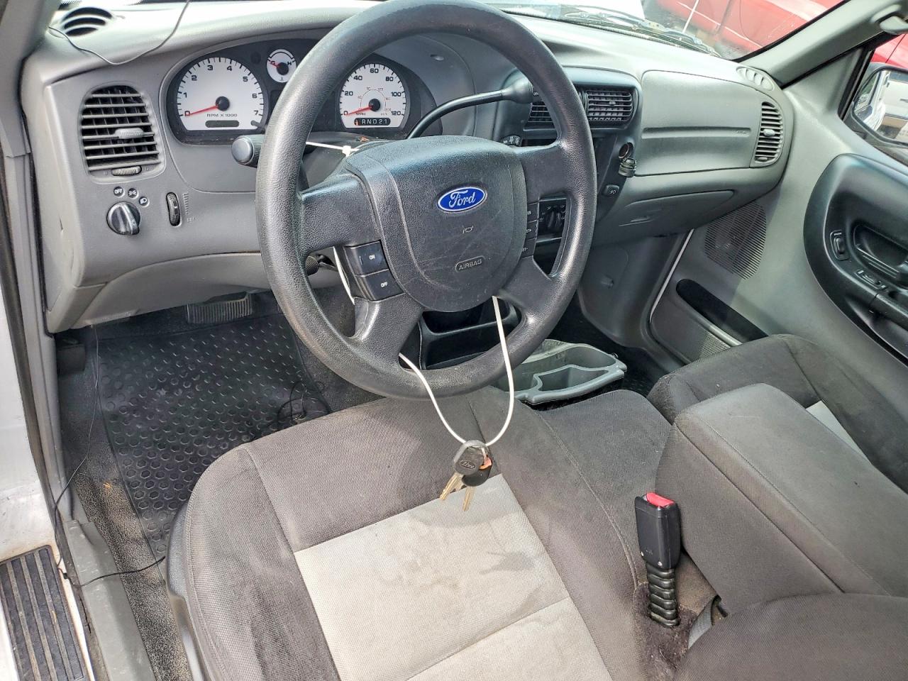 Ford Ranger Super Cab