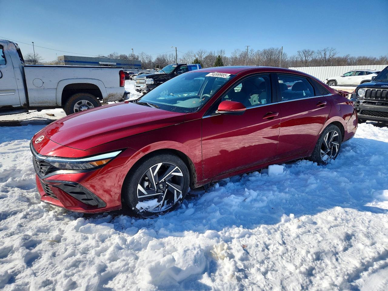 Salvage Hyundai ELANTRA Image
