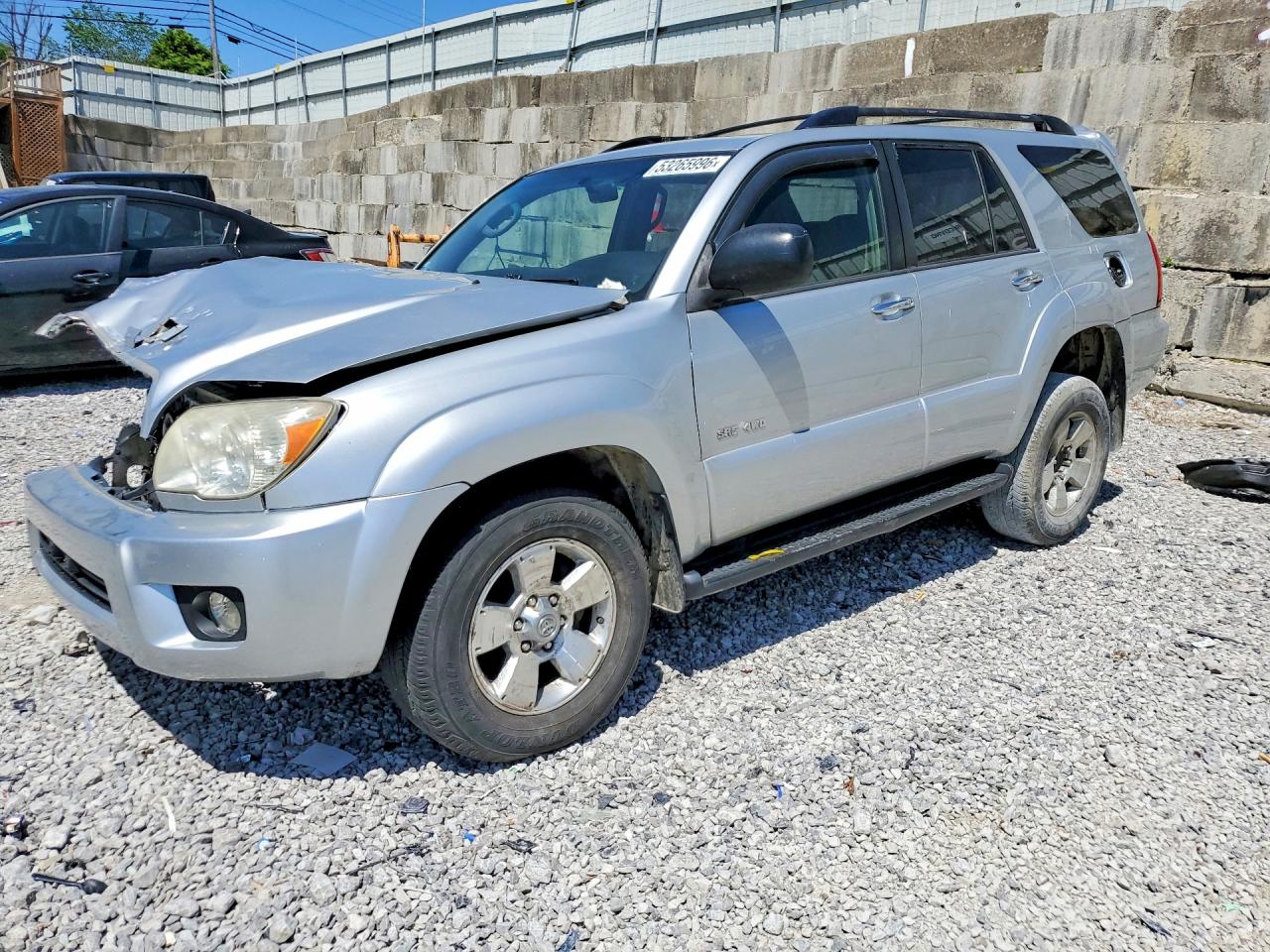 Salvage Toyota 4Runner Image