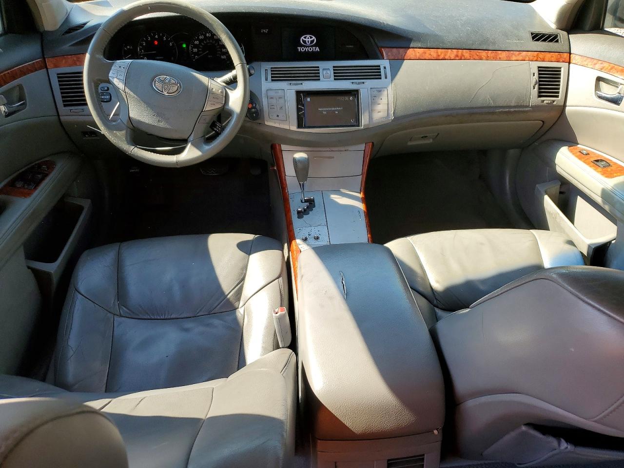 Toyota Avalon Xls