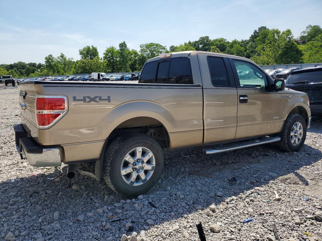 Ford F-150 Super Cab
