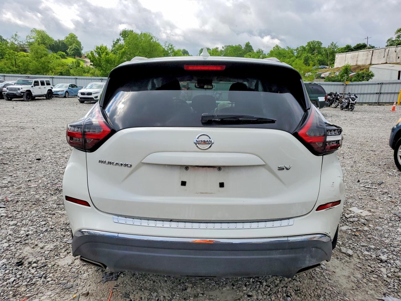 Nissan Murano Sv