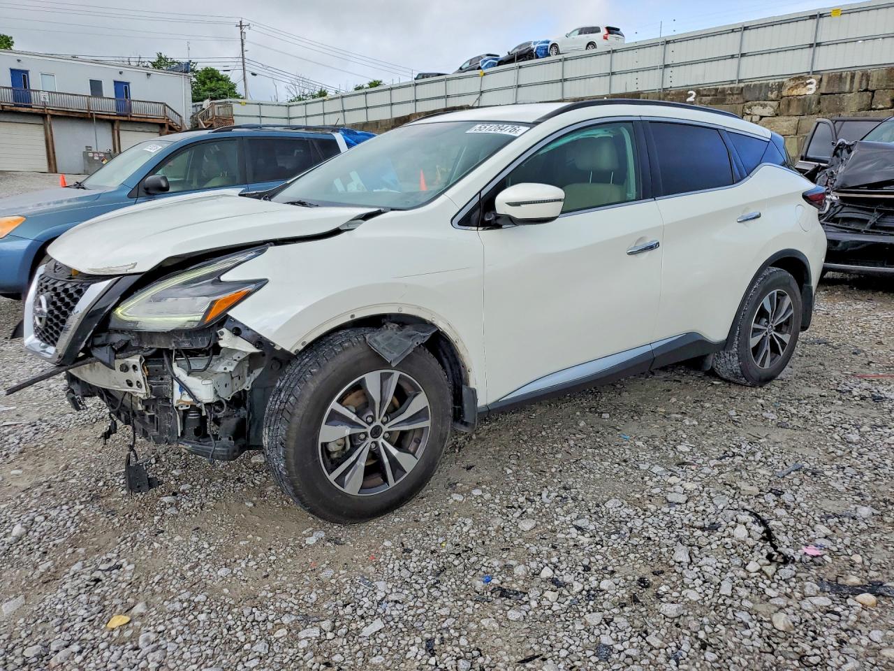 Salvage Nissan Murano Image