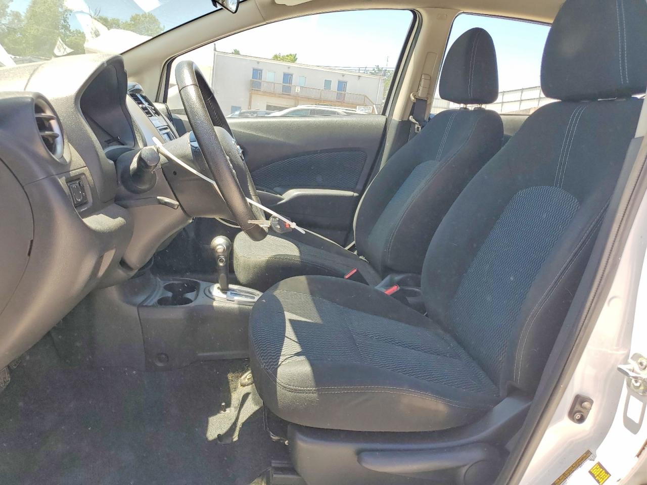 Nissan Versa Sv
