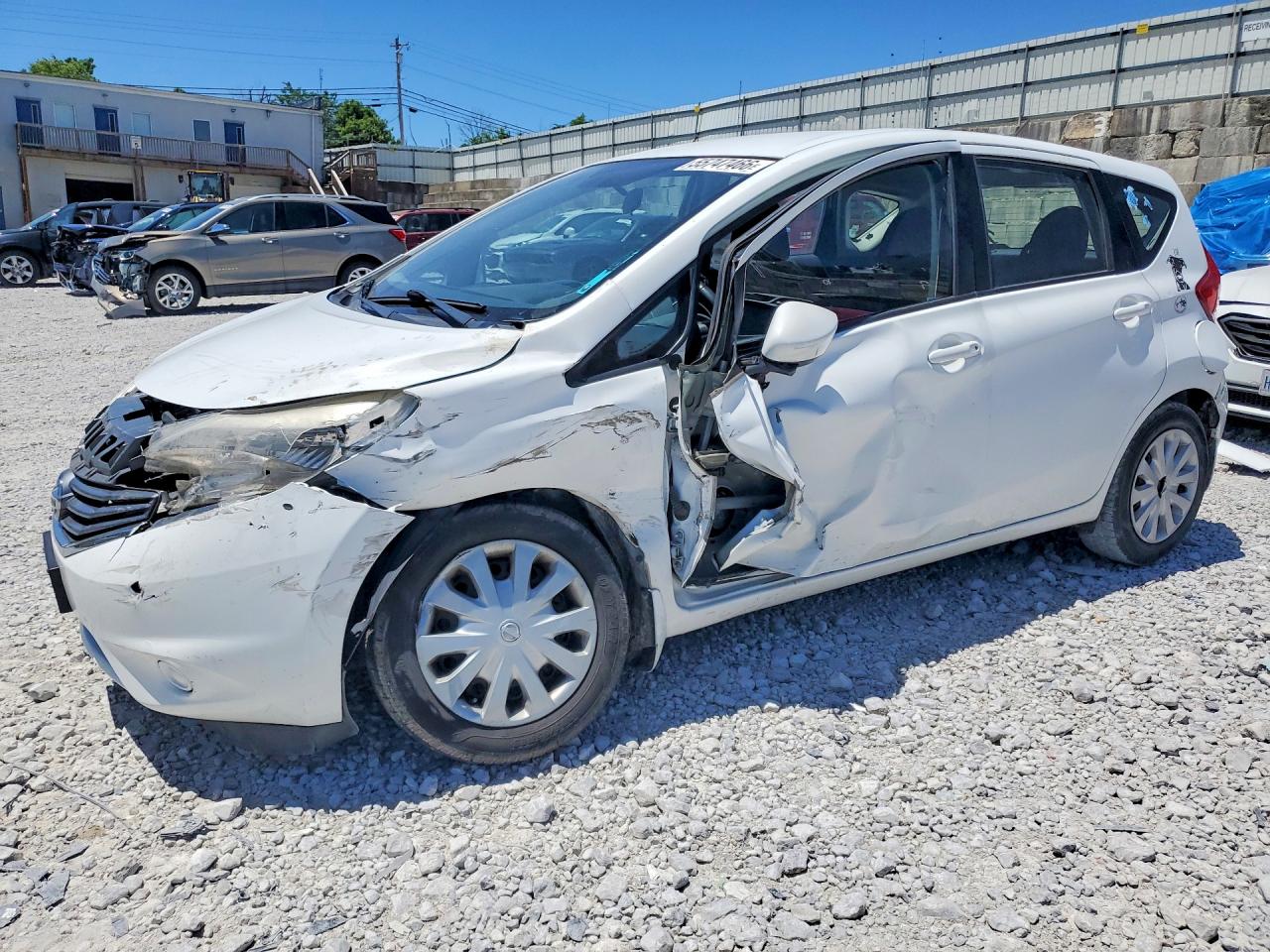 Salvage Nissan Versa Image
