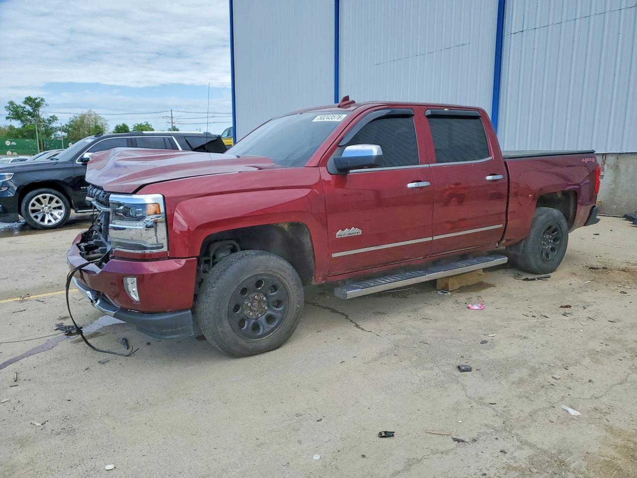 Salvage Chevrolet Silverado Image