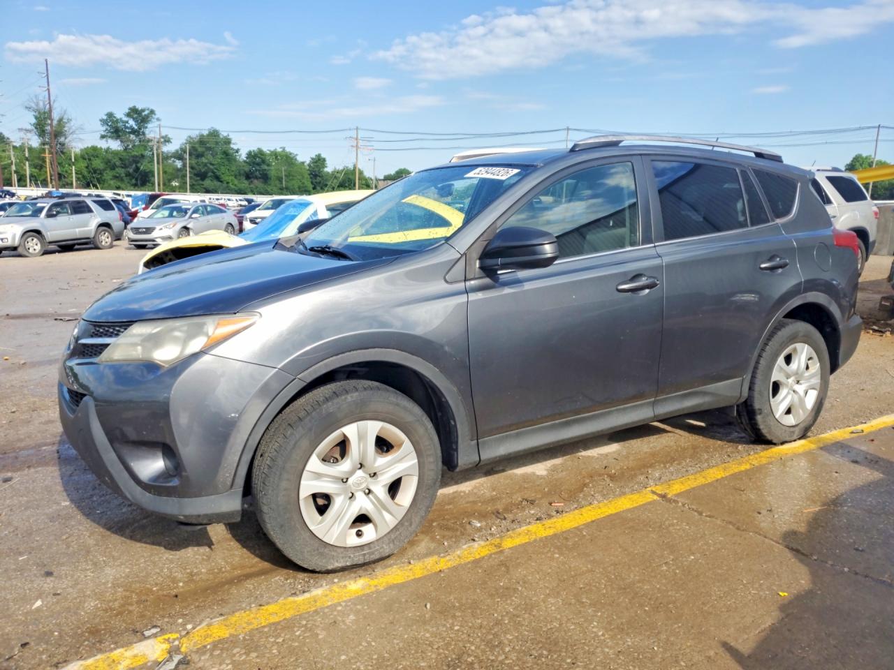 Salvage Toyota RAV4 Image
