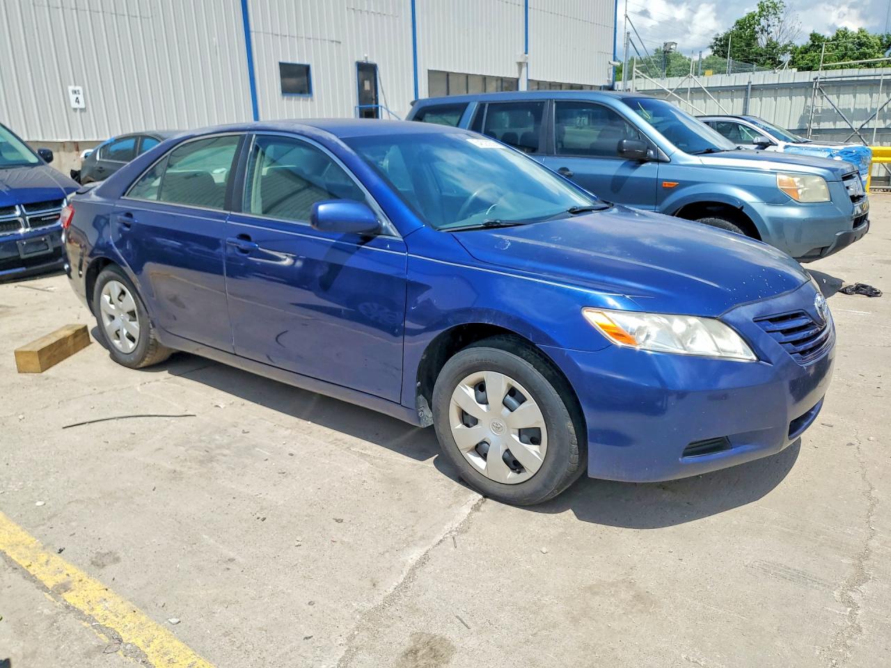 Toyota Camry Le V6