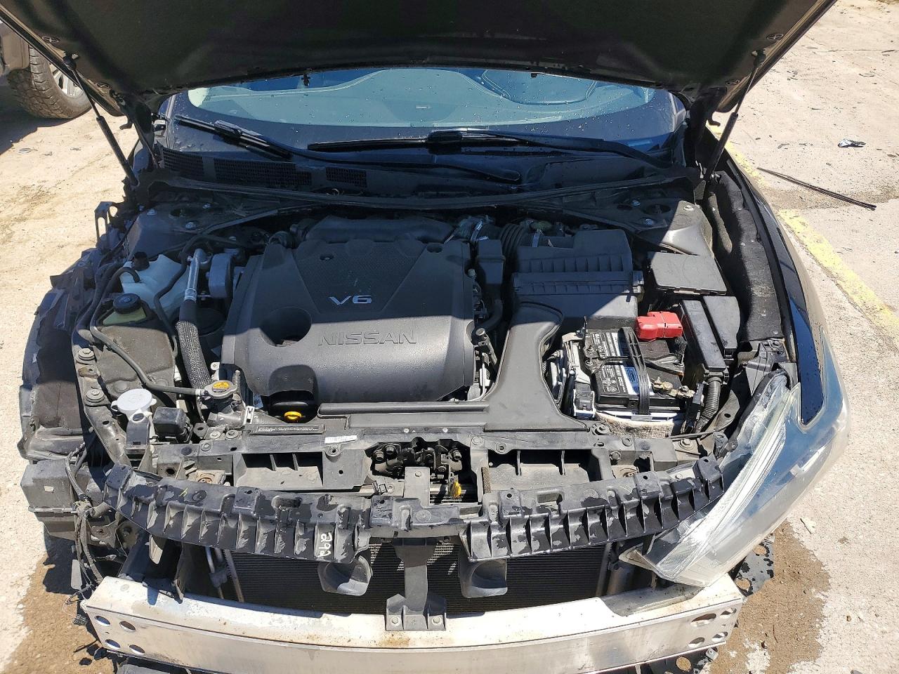 Nissan Maxima Platinum