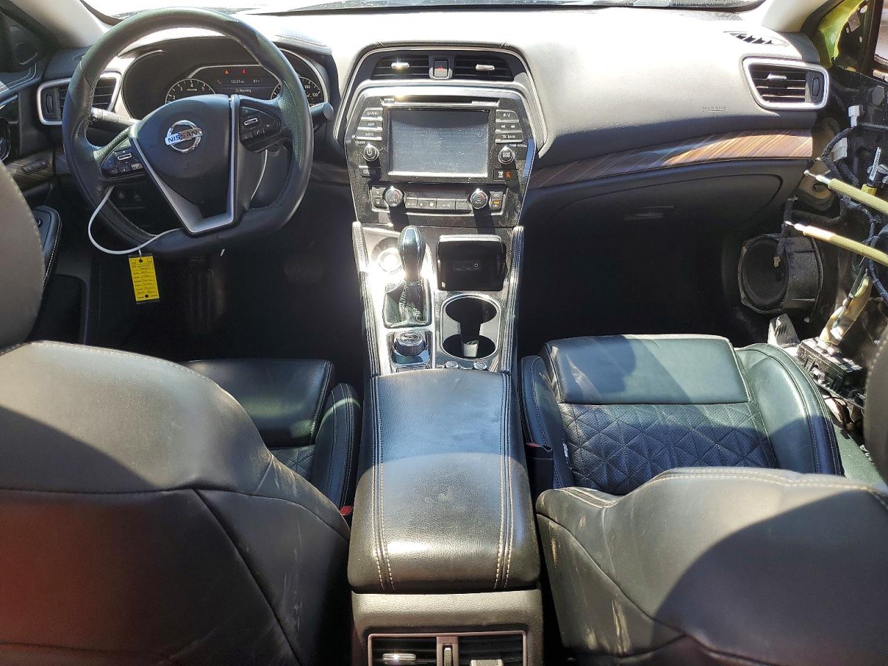 Nissan Maxima Platinum