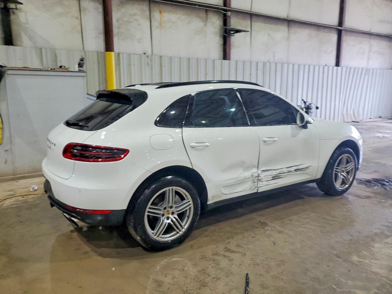 Porsche Macan S