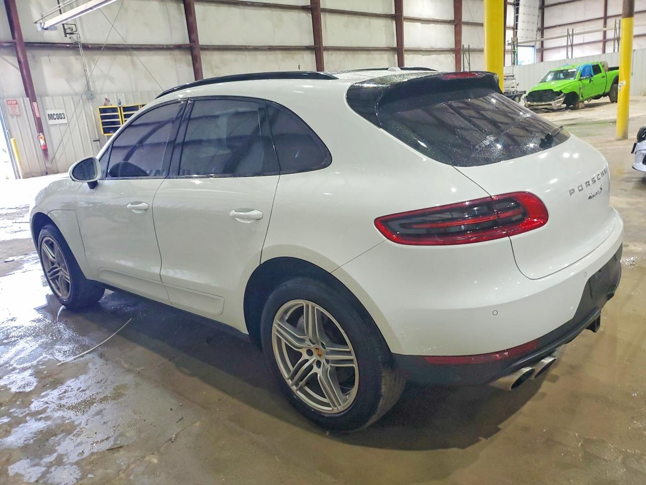 Porsche Macan S