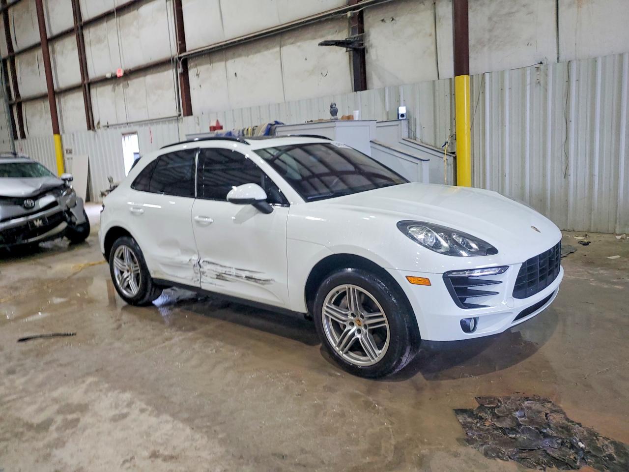 Porsche Macan S