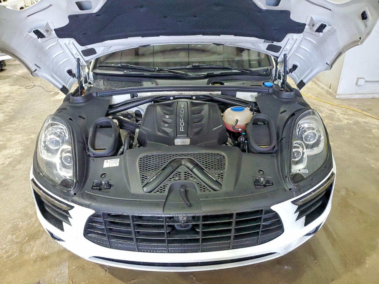 Porsche Macan S