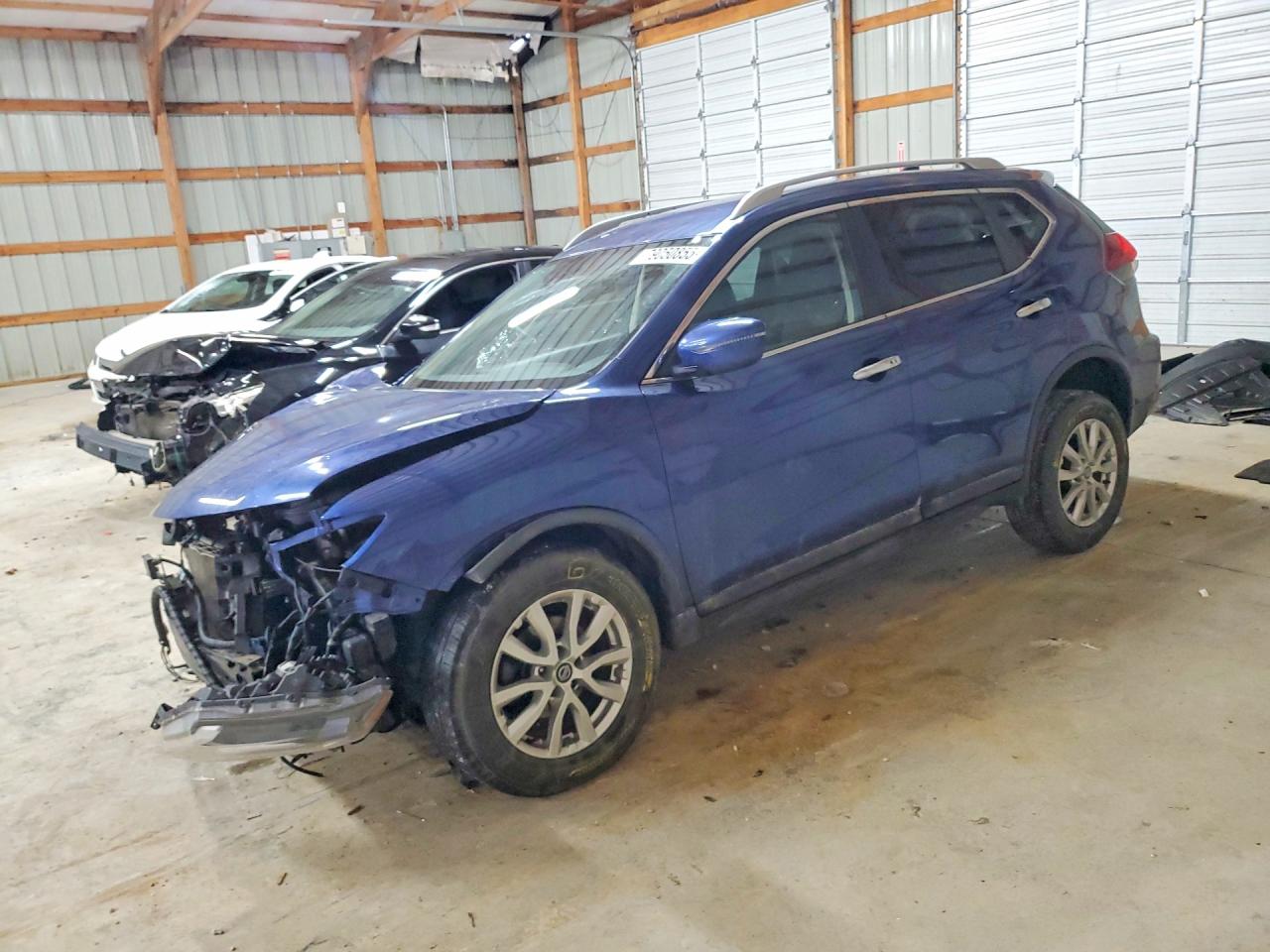 Salvage Nissan Rogue Image