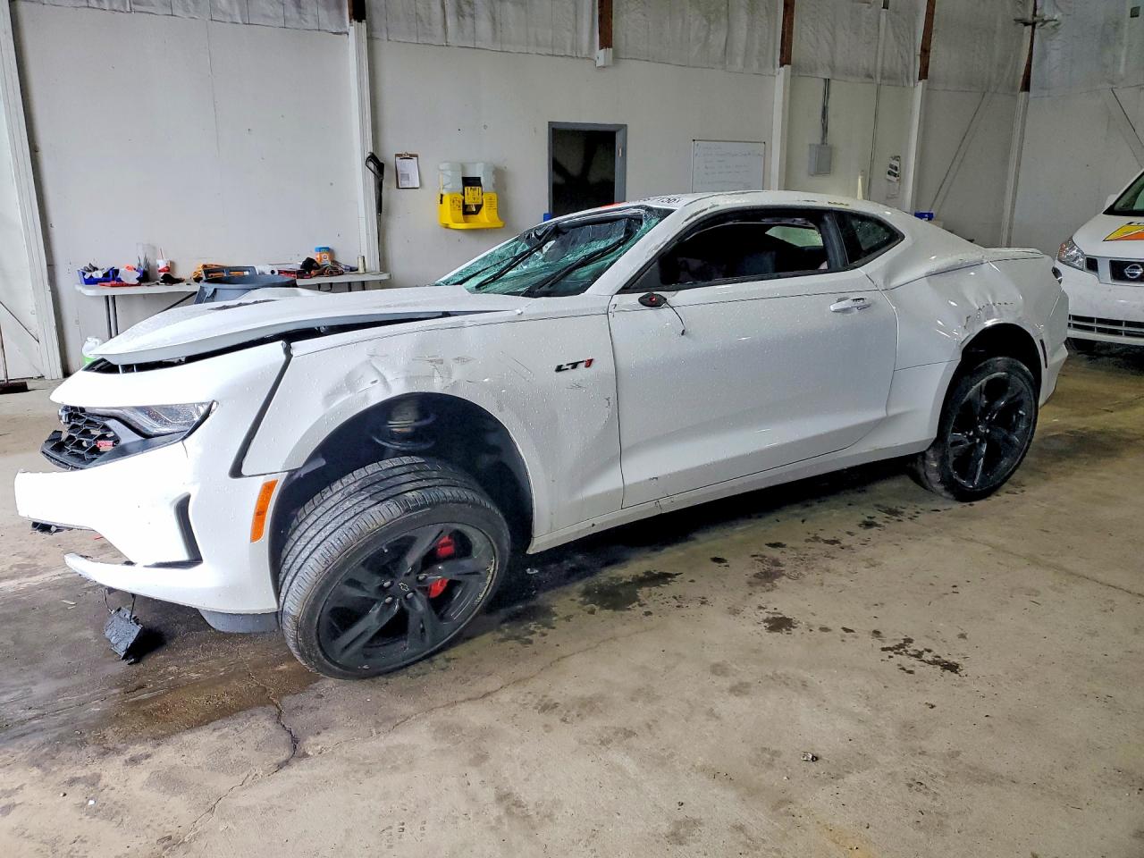 Salvage Chevrolet Camaro Image
