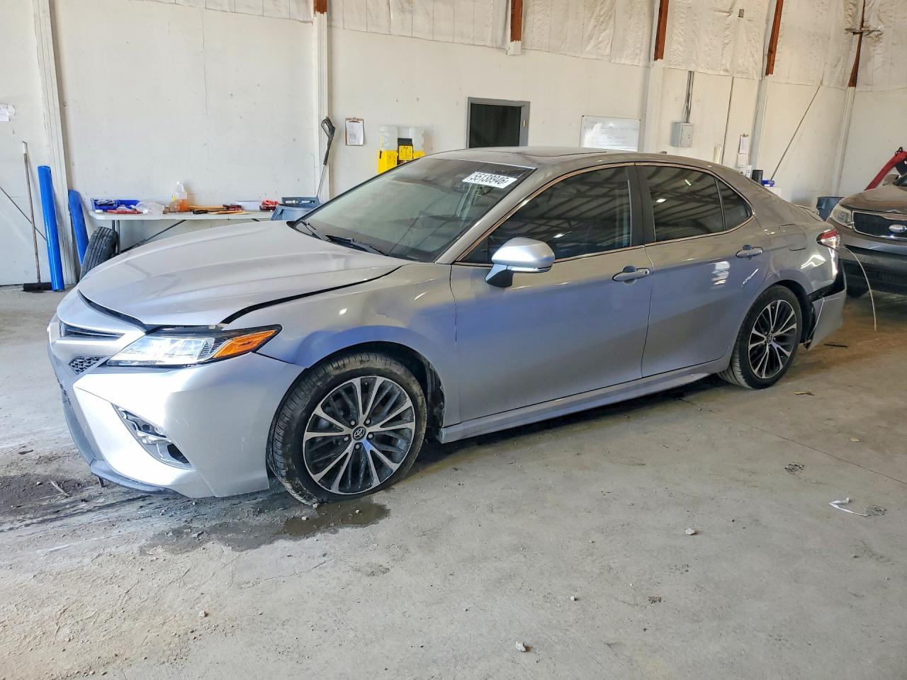 Salvage Toyota Camry Image