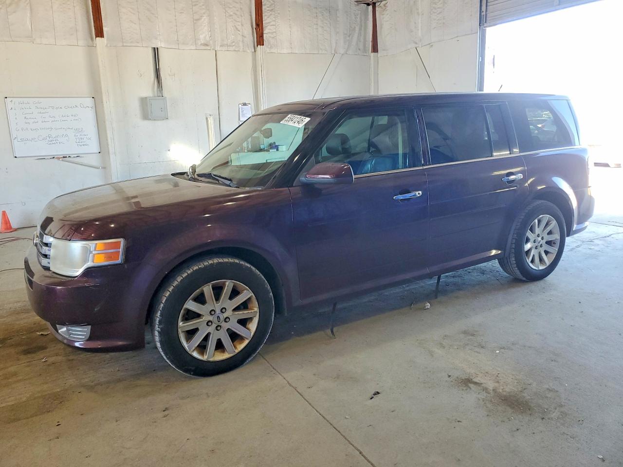 Salvage Ford Flex Image