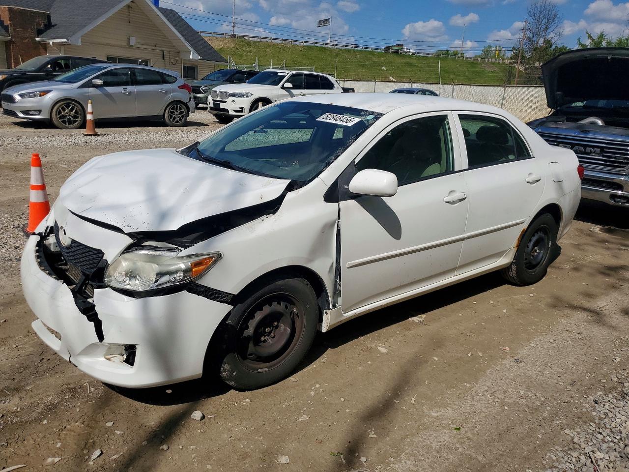 Salvage Toyota Corolla Image