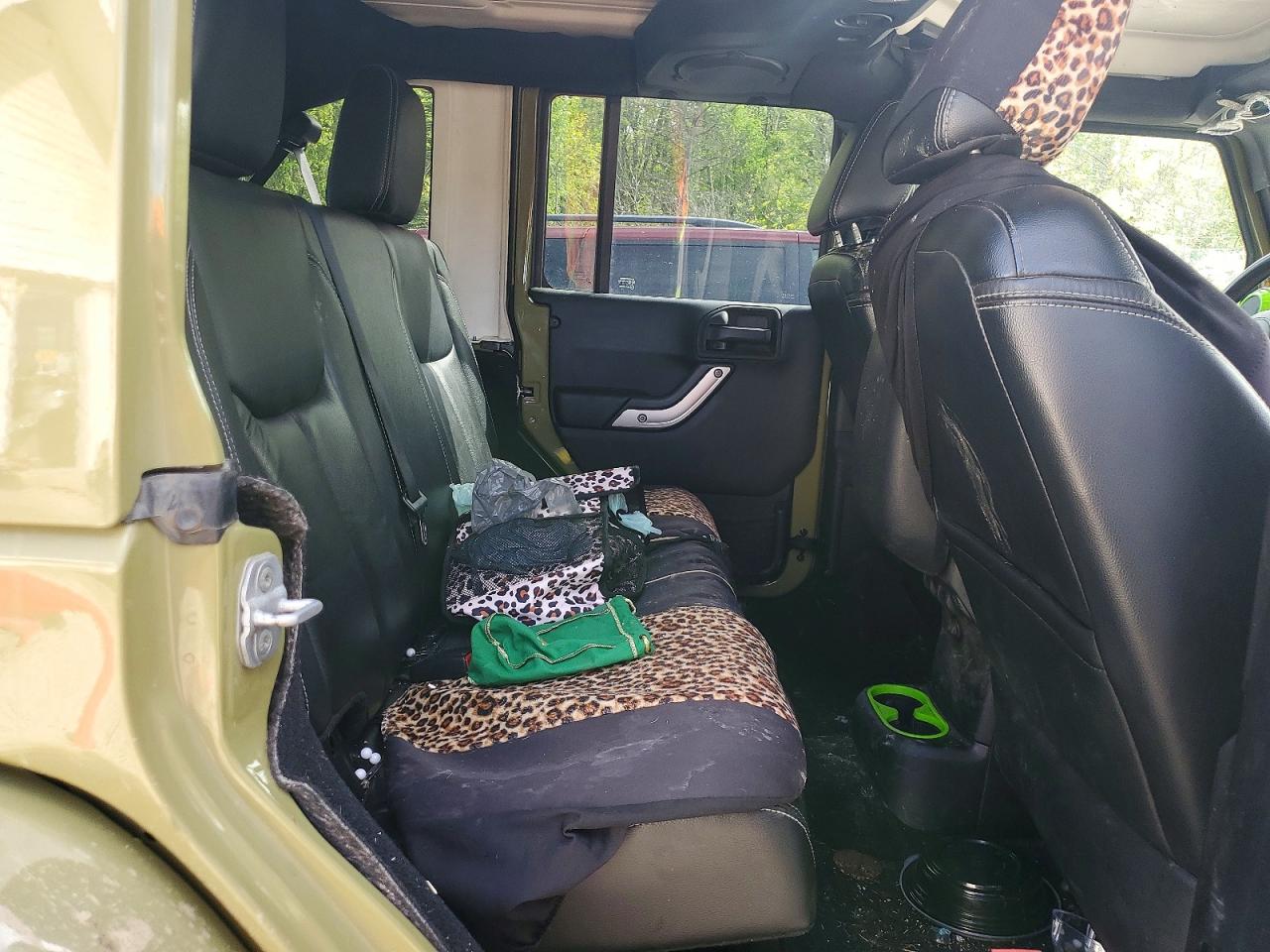 Jeep Wrangler Sahara