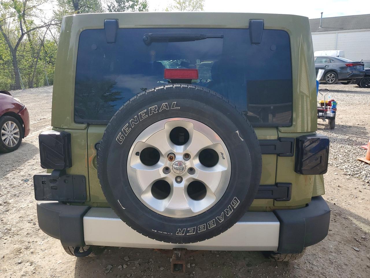 Jeep Wrangler Sahara