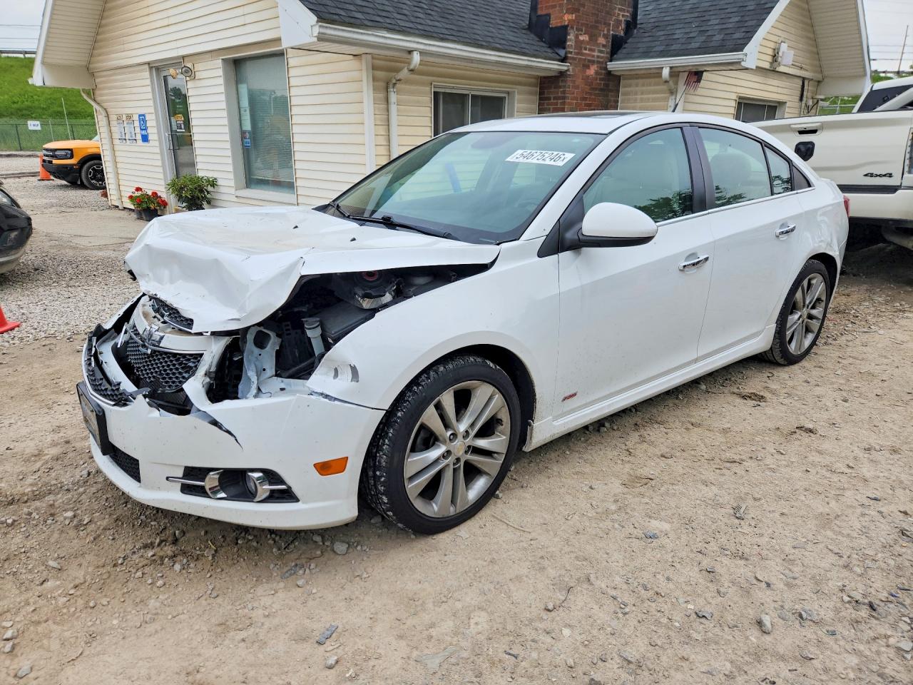 Salvage Chevrolet Cruze Image