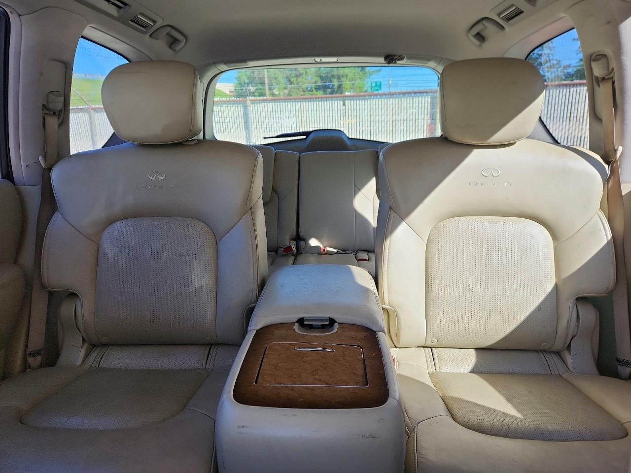 INFINITI Qx Base