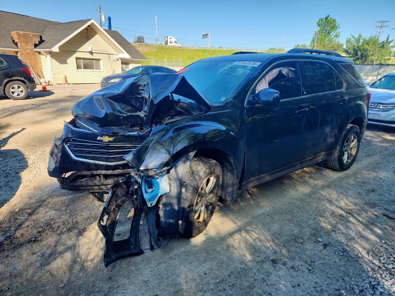 Salvage Chevrolet Equinox Image