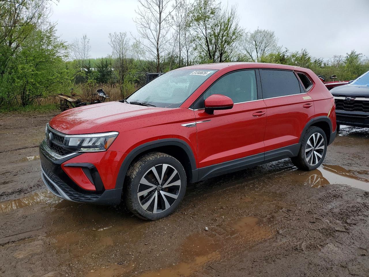 Salvage Volkswagen Taos Image