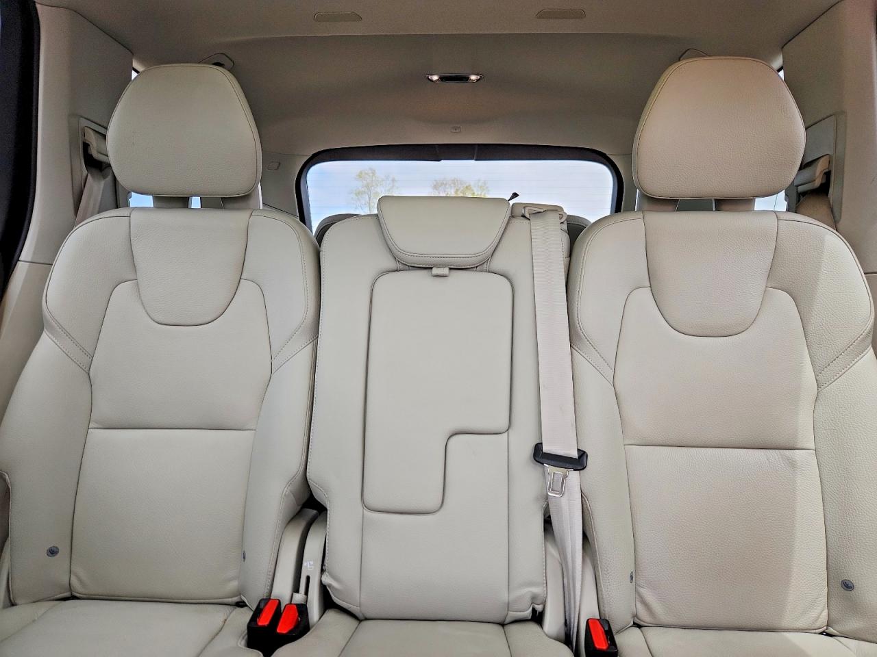Volvo XC90 T6 Momentum