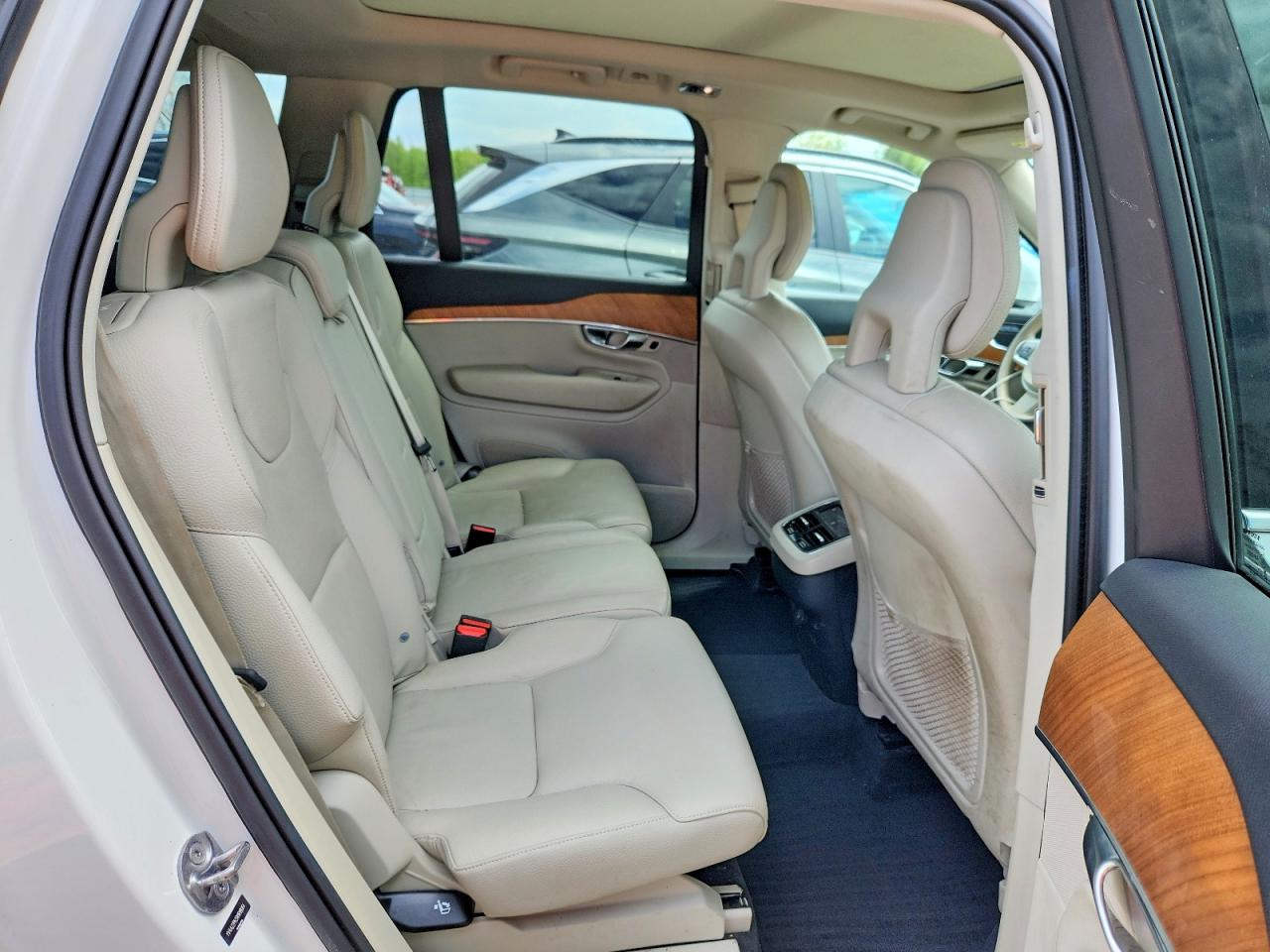 Volvo XC90 T6 Momentum