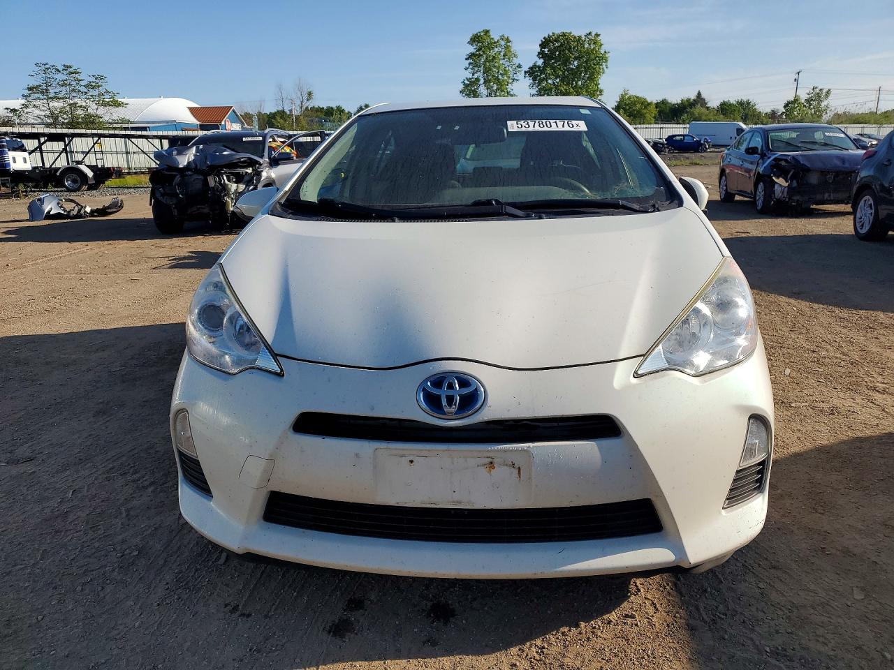 Toyota Prius c Three