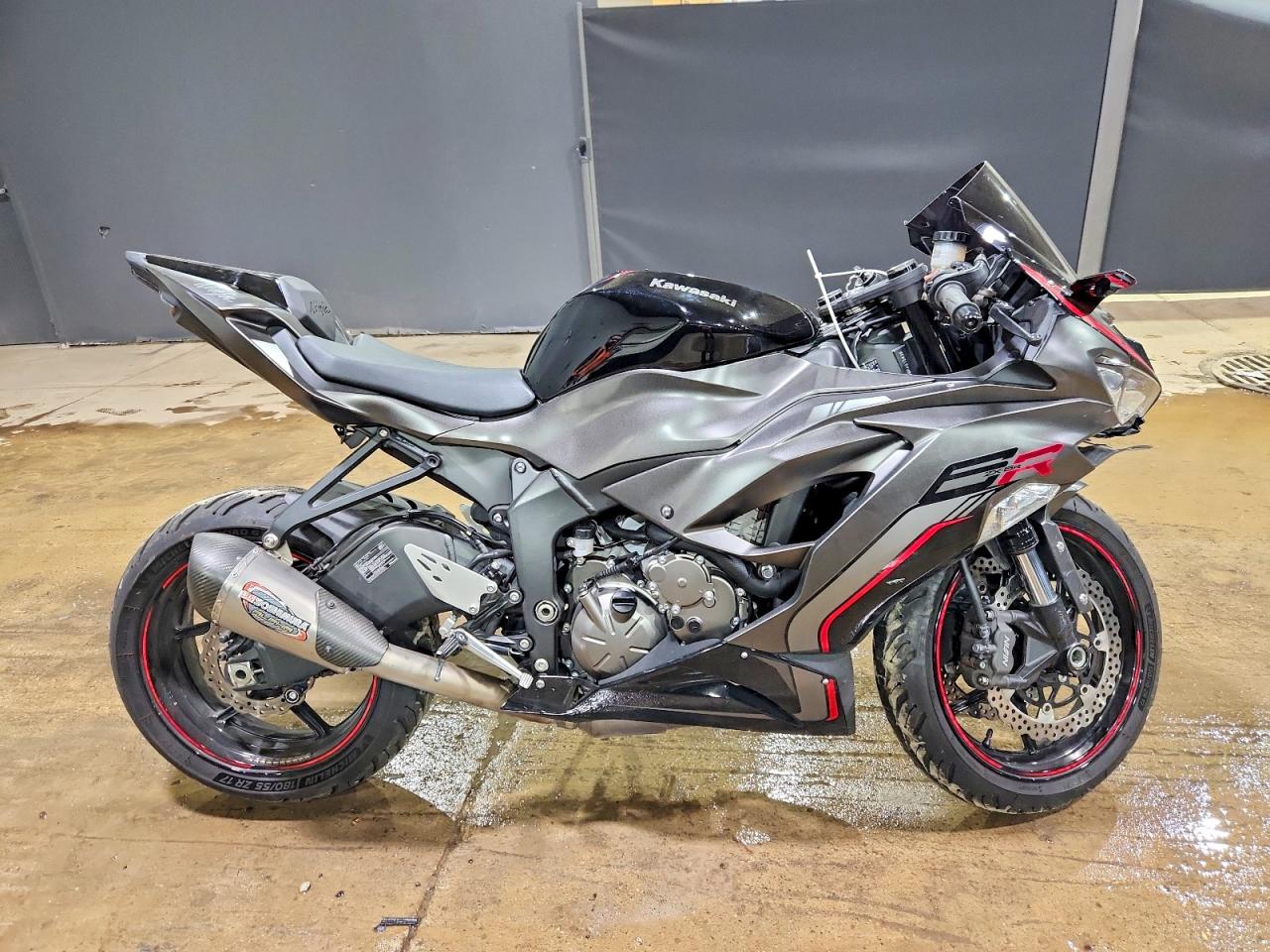 Salvage Kawasaki Ninja 600 Image