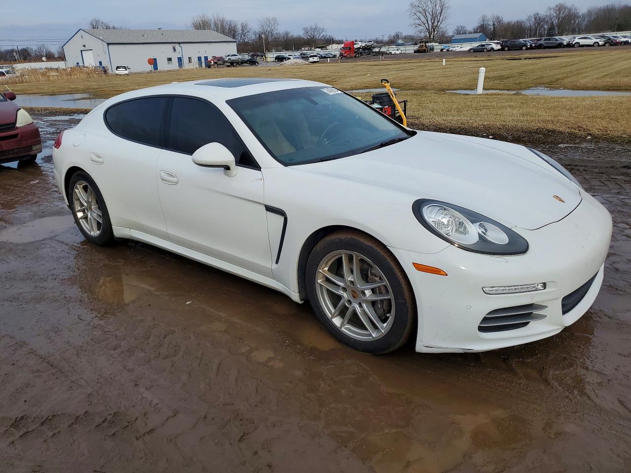 Porsche Panamera 2