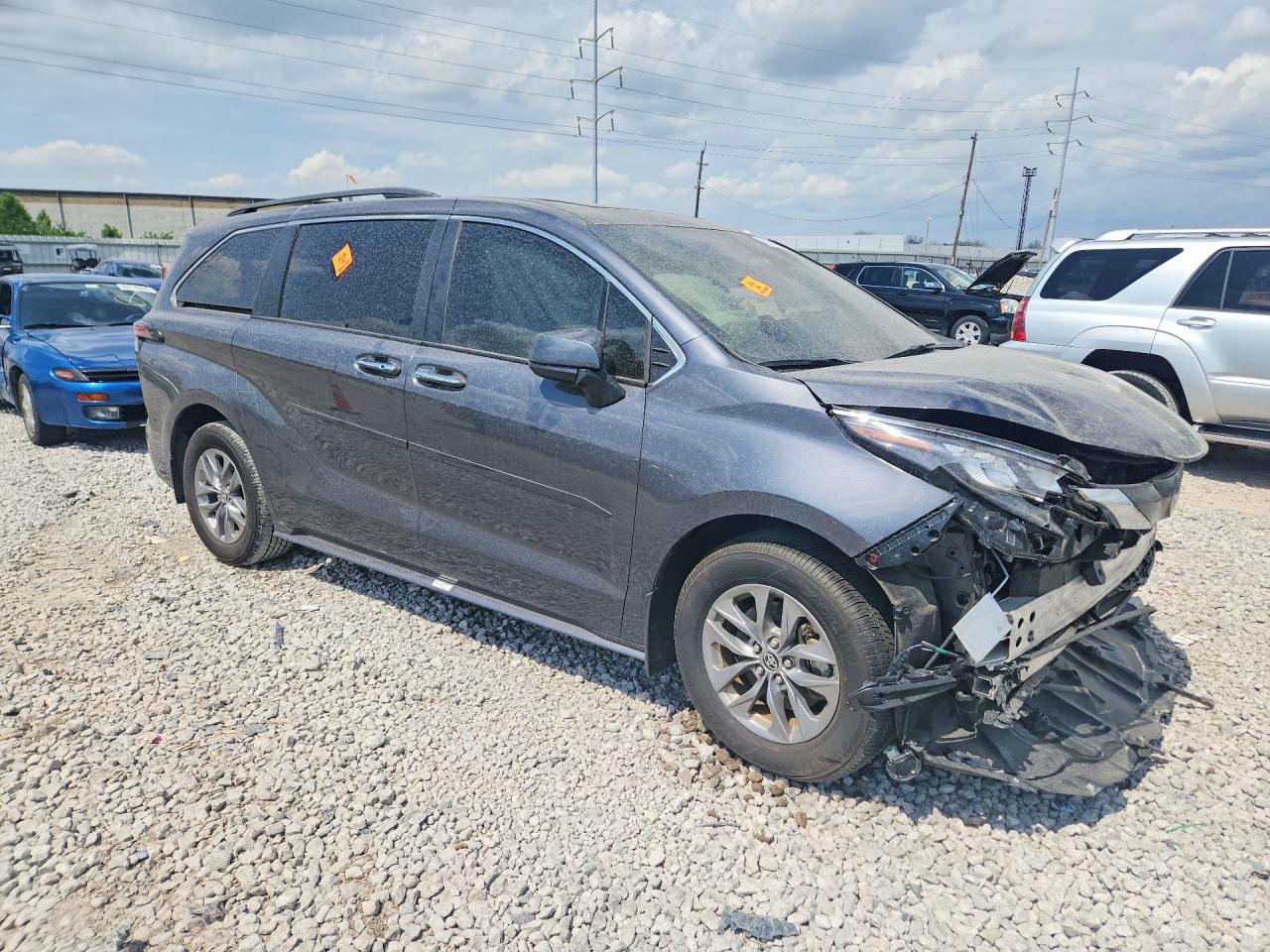 Toyota Sienna Xle 7-passenger