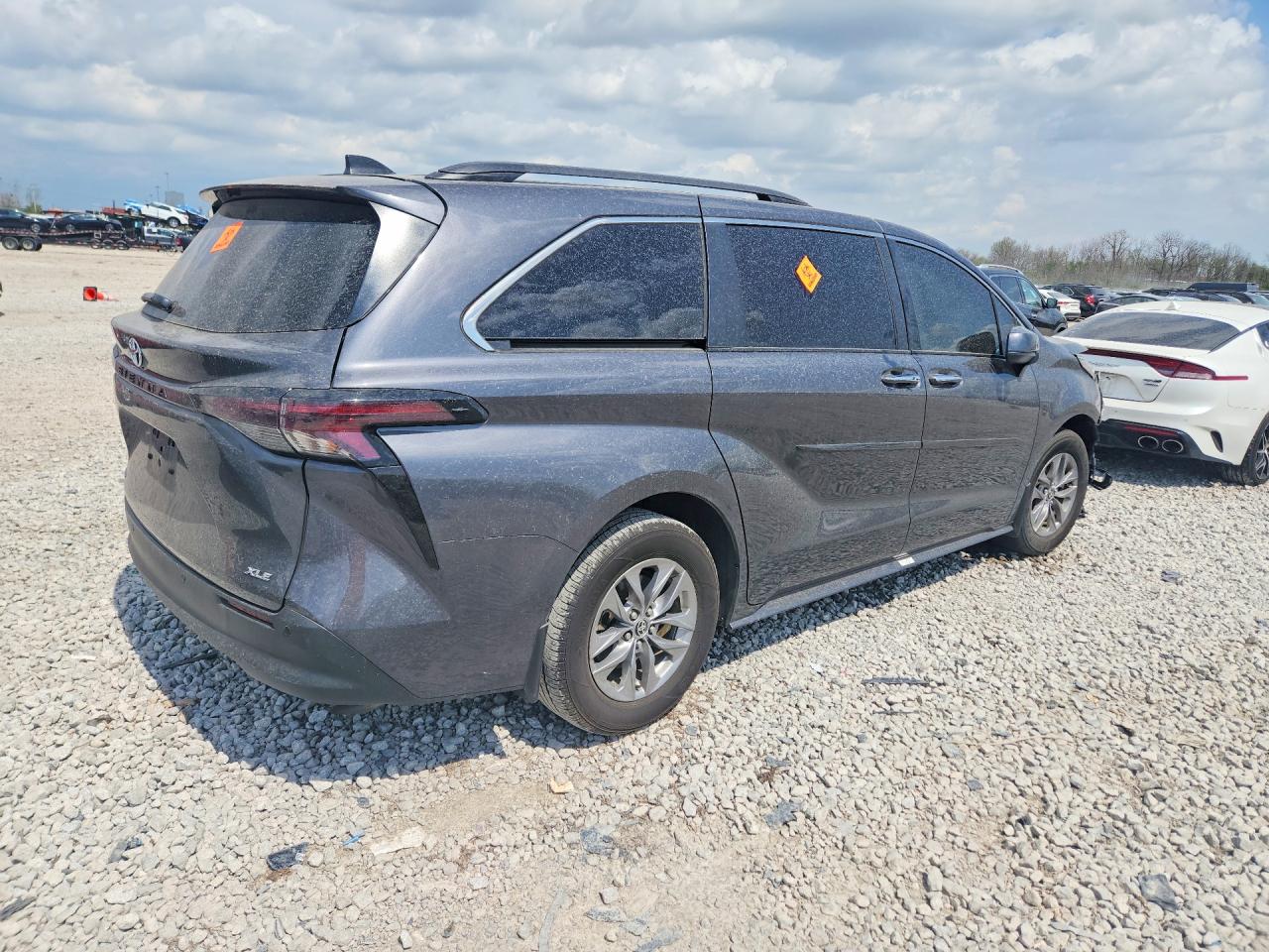 Toyota Sienna Xle 7-passenger