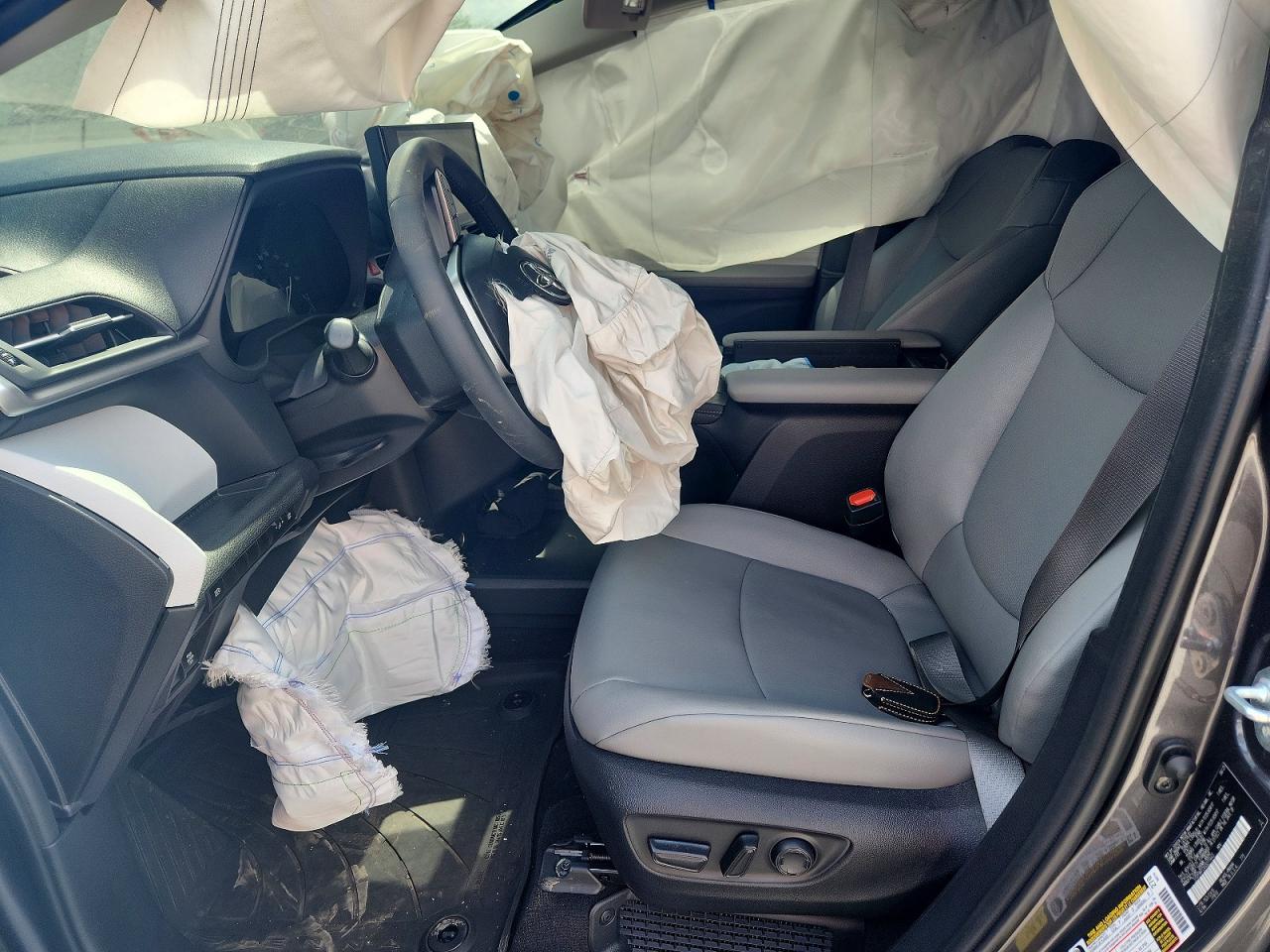Toyota Sienna Xle 7-passenger