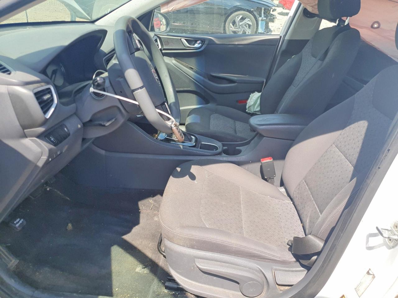 Hyundai Ioniq Blue