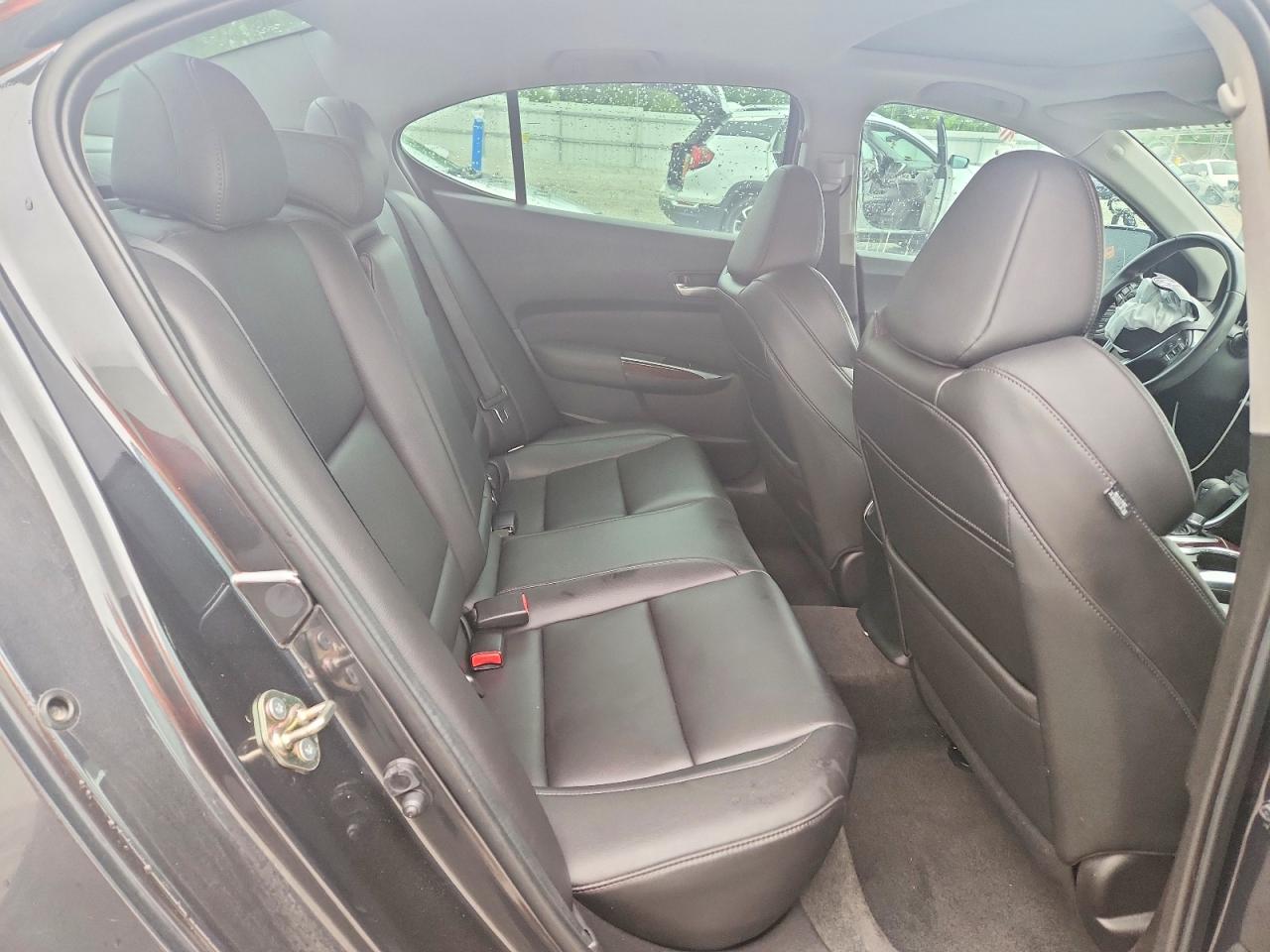 Acura TLX