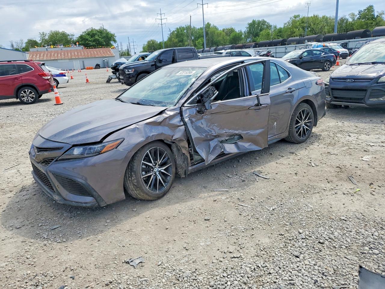 Salvage Toyota Camry Image