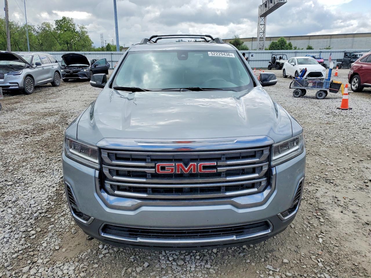 GMC Acadia At4
